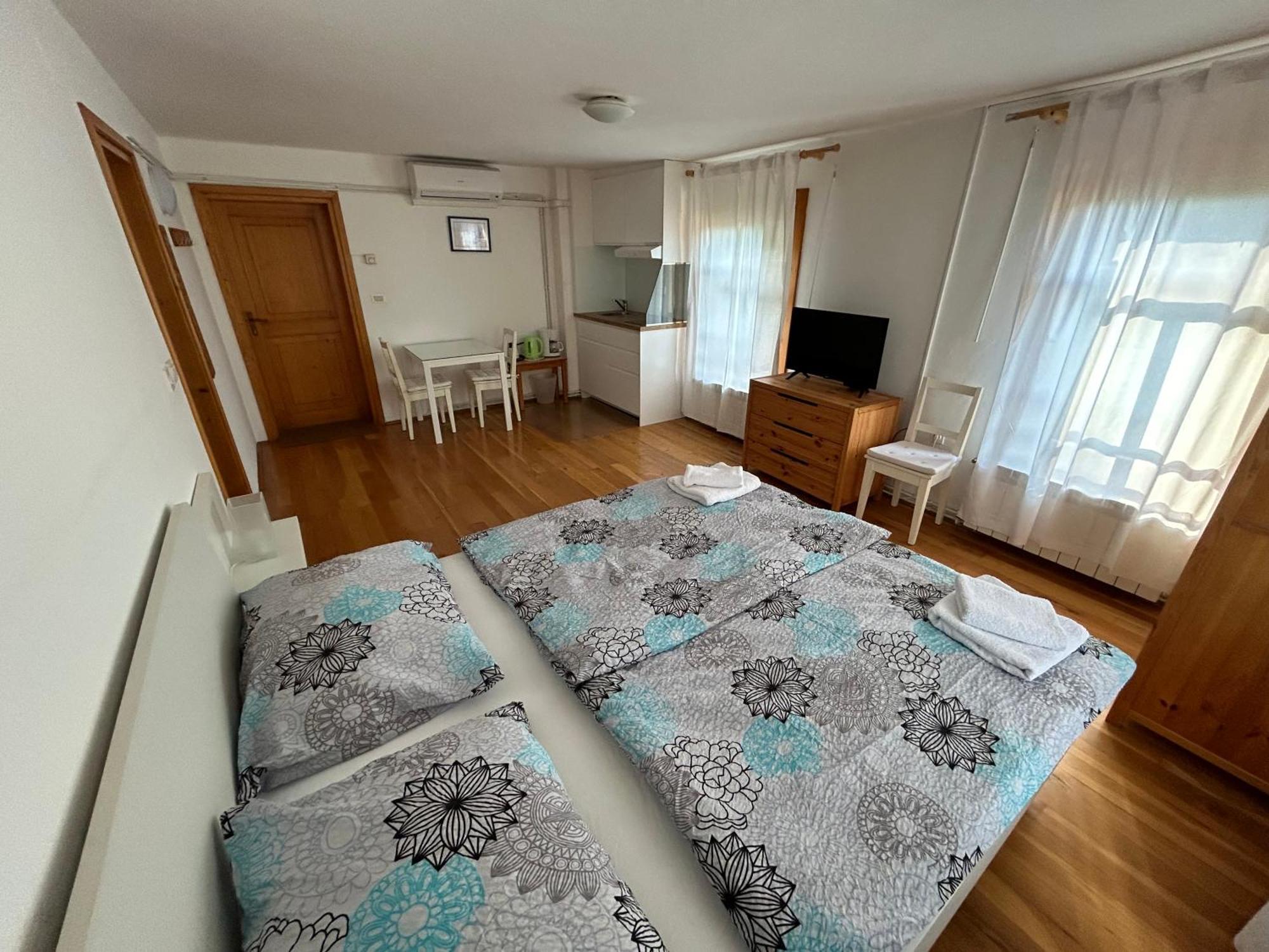 Stres-Less Sunny Apartments Kobarid Exterior foto